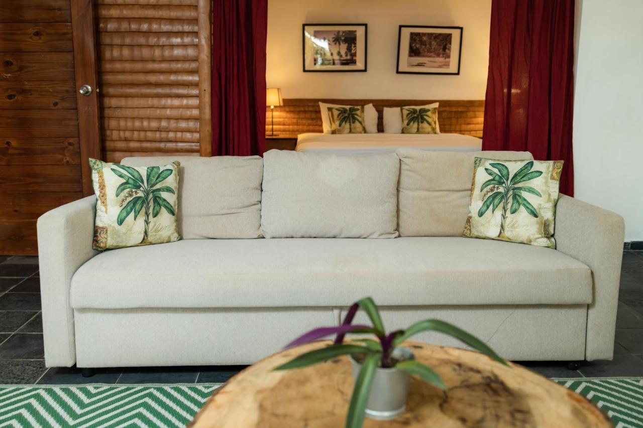 Hacienda Cocuyo Hotel Monte Rojo ภายนอก รูปภาพ